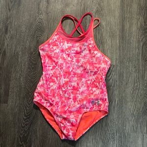 Under Armour girls size 8 swim wear